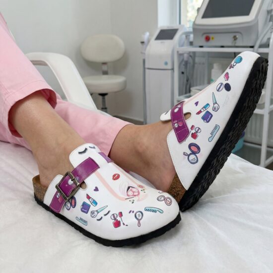 Работни дамски ортопедични чехли за козметик / /