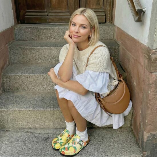 Дамски ортопедични чехли с цветен дизайн / / Дамски ортопедични чехли с цветен дизайн / /