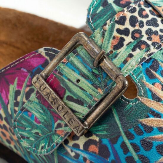 Дамски ортопедични чехли с цветен дизайн / /