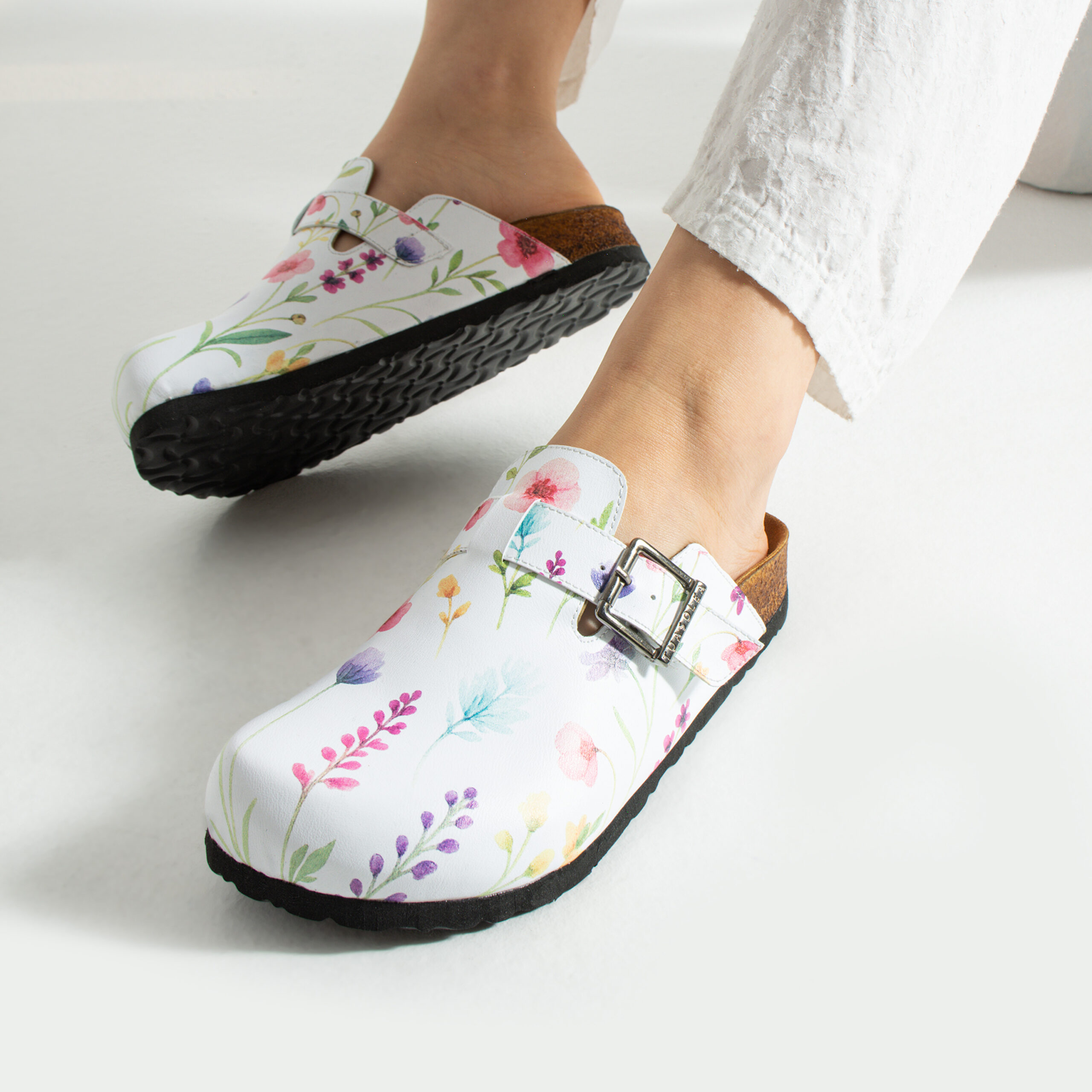 Дамски ортопедични чехли с цветен дизайн Весели чехли Салони и спа 14 Дамски ортопедични чехли с цветен дизайн - Image 4