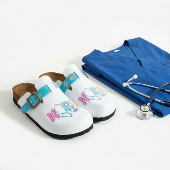 Медицински дамски ортопедични чехли за работа / /