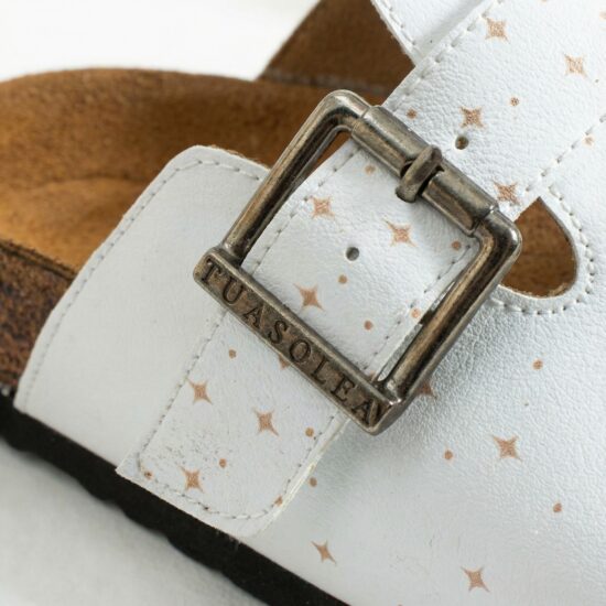 Дамски ортопедични чехли с цветен дизайн / / Дамски ортопедични чехли с цветен дизайн / /