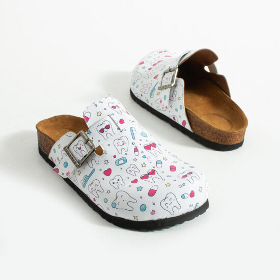 Медицински дамски ортопедични чехли за зъболекар / /