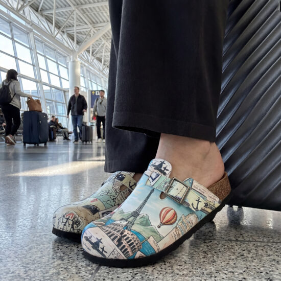 Дамски ортопедични чехли с цветен дизайн / / Дамски ортопедични чехли с цветен дизайн / /