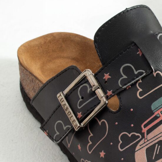 Дамски ортопедични чехли с цветен дизайн / /