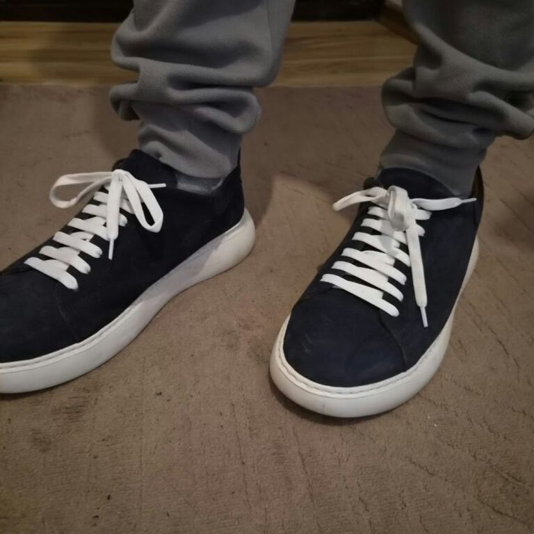 Zen Navy Suede — снимка от клиент